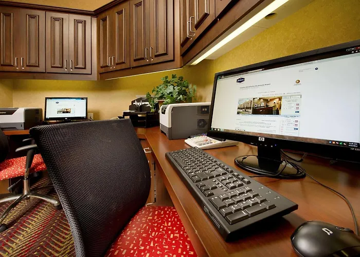 Hampton Inn And Suites San Antonio Airport